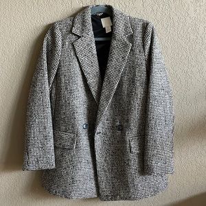 NWOT H&M oversized Blazer